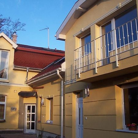 Akacia Apartment - Free Inside Parking, 2 Bedrooms, Garden, Next To Centre Boedapest Buitenkant foto